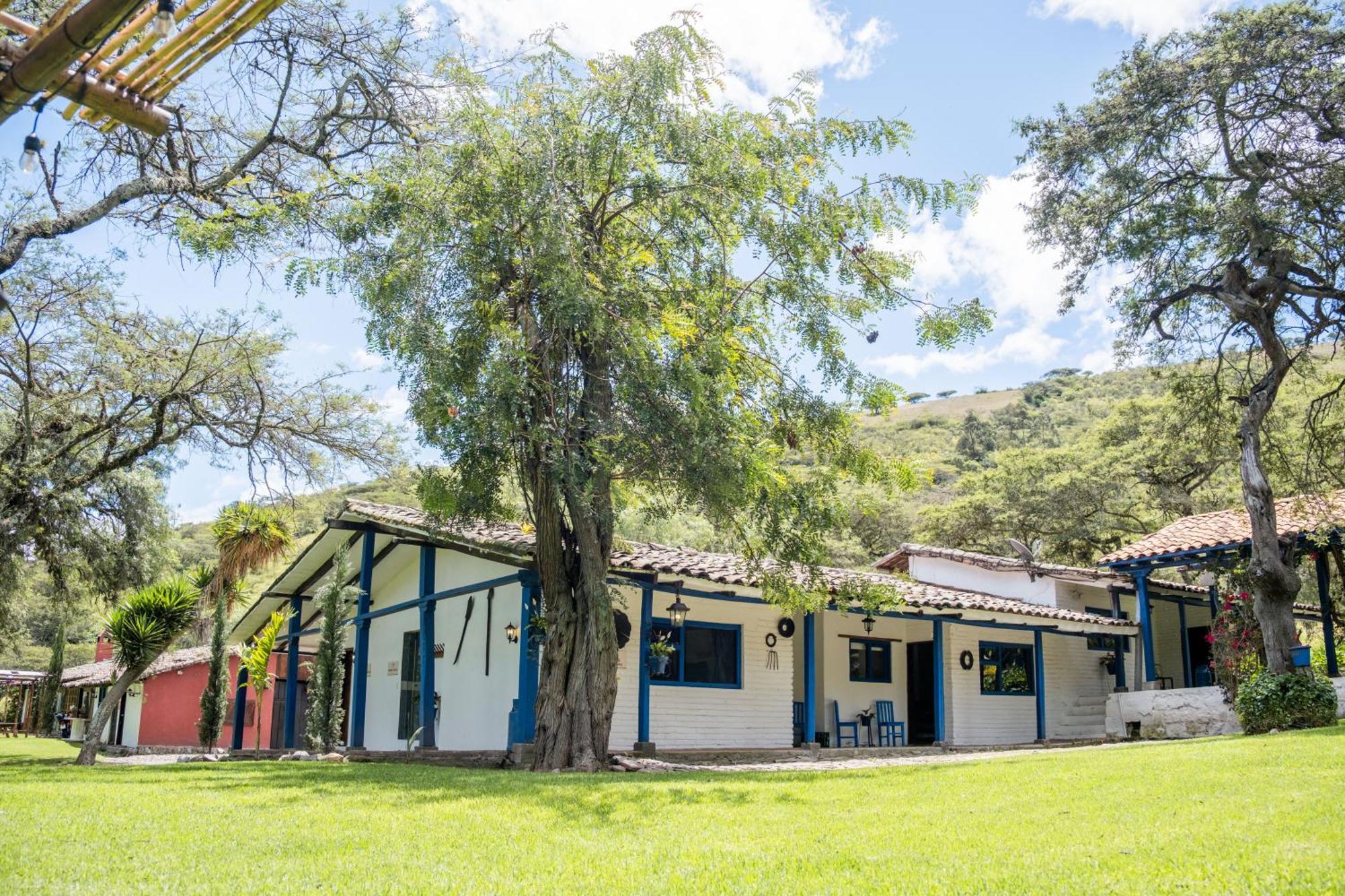 Hacienda San Francisco Hotel Tumbabiro Buitenkant foto